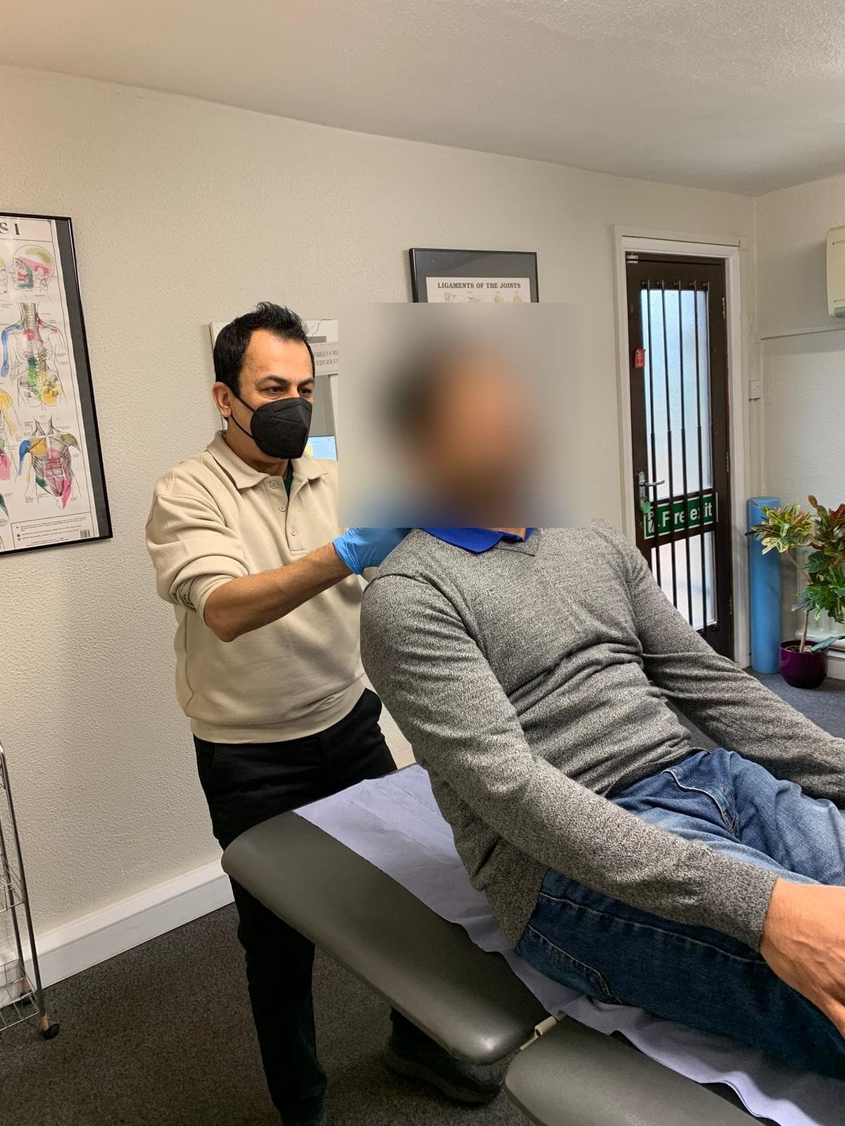 Shockwave Therapy for Plantar Fasciitis: Does It Really Work?